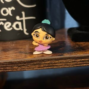 9/$15 Disney Doorables